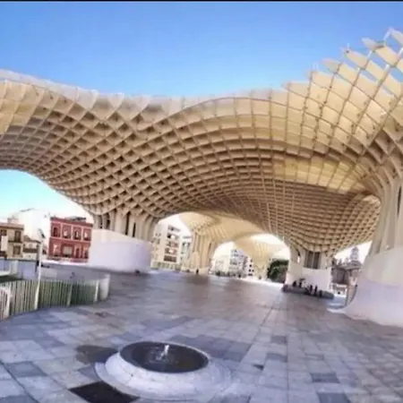 Estudio En El Corazon De Sevilla Siviglia Esterno foto